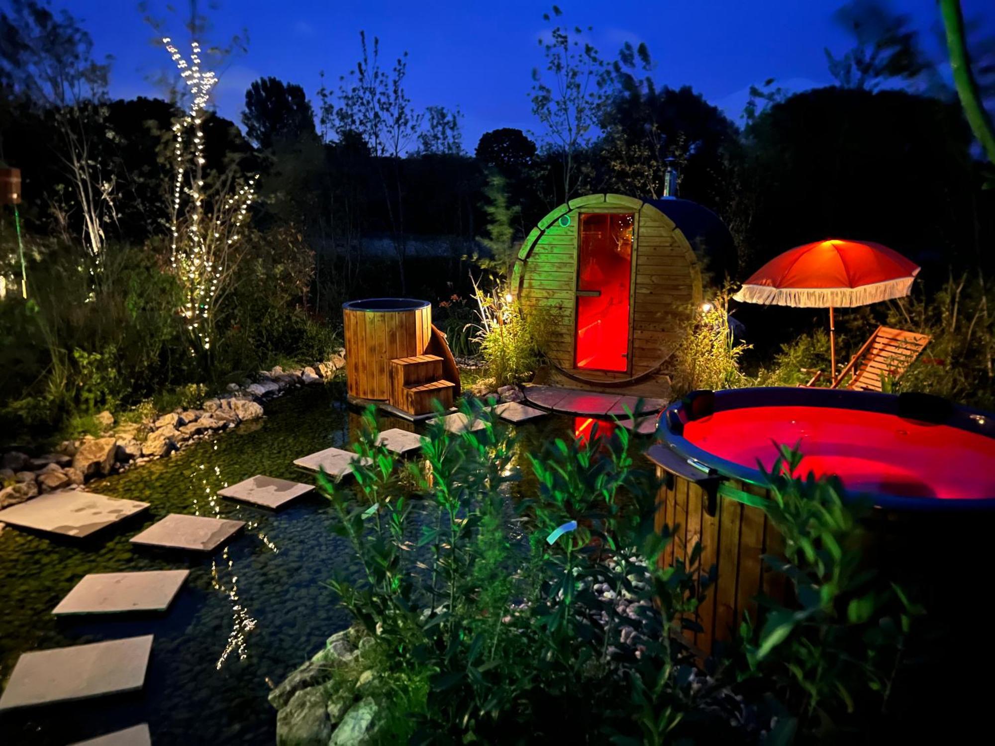 Dragonfly Glamping Spa Retreat Ashford  Exterior foto